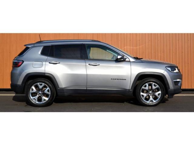 Jeep Compass image 9