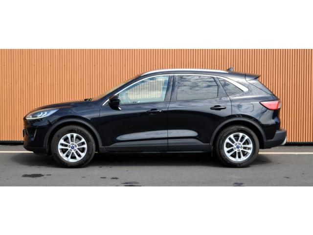 Ford Kuga image 8