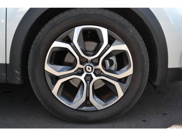 Renault Captur image 2