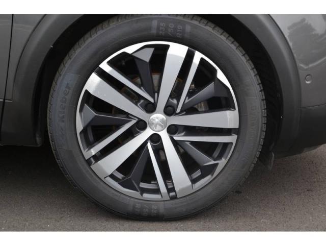 Peugeot 5008 image 3