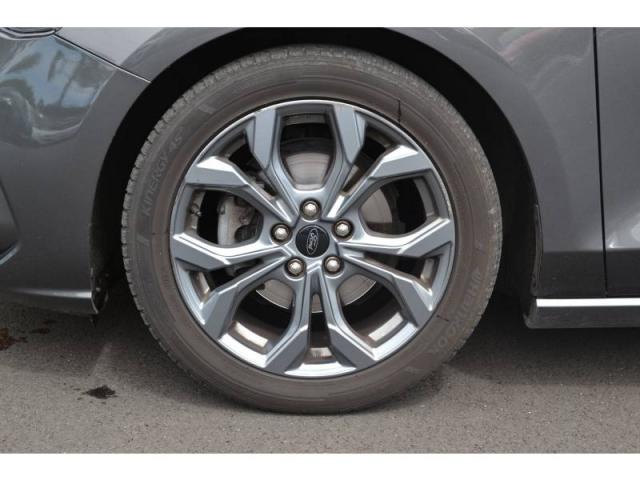 Ford Focus image 9