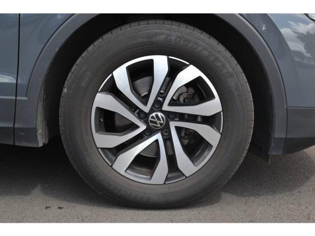 Volkswagen Tiguan image 8