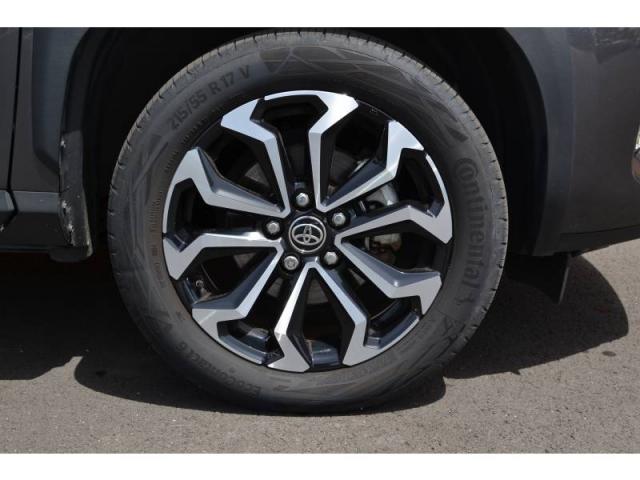 Toyota Yaris image 2
