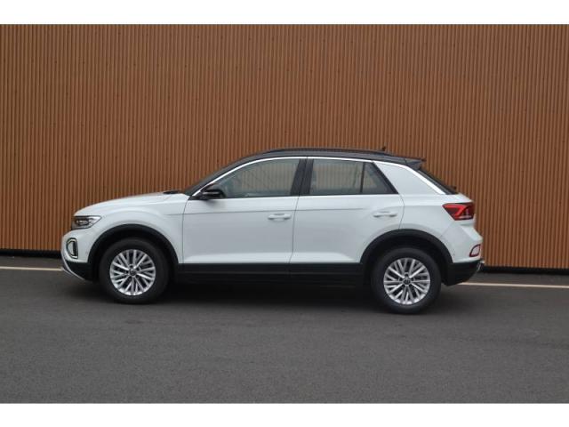 Volkswagen T-Roc image 2