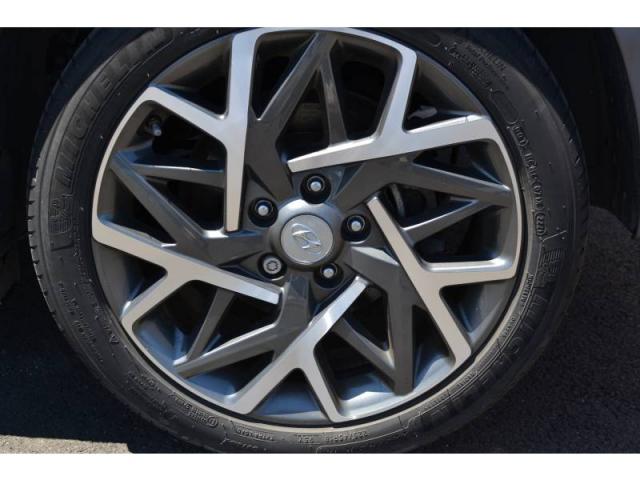 Hyundai Kona image 7