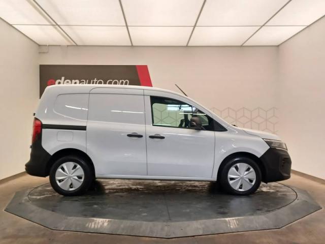 Nissan Townstar image 5
