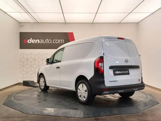 Nissan Townstar image 9