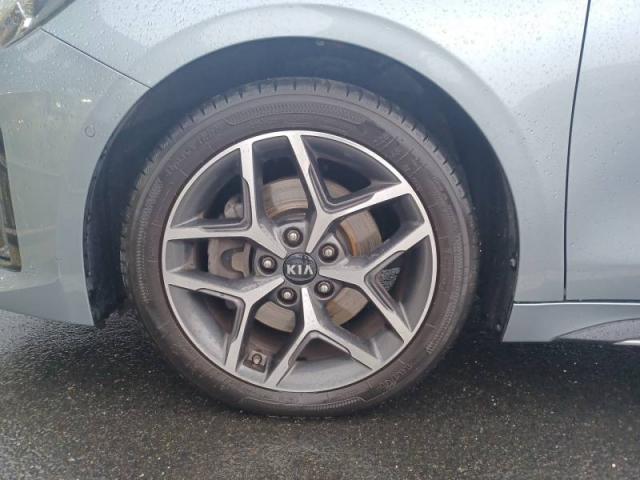 Kia Pro_cee'D image 7