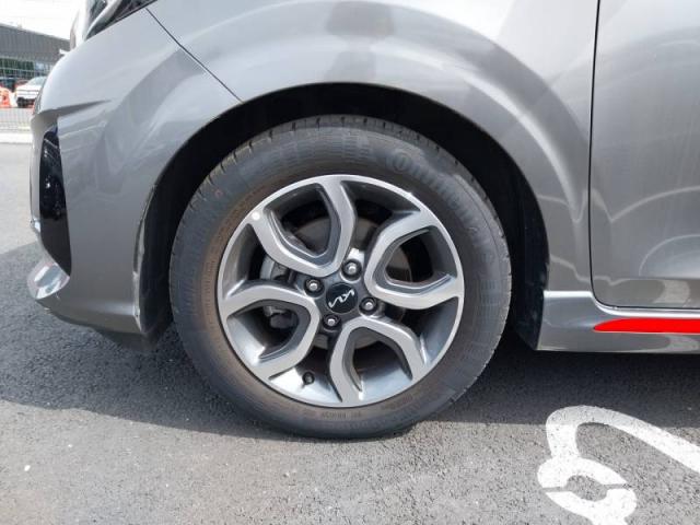 Kia Picanto image 8