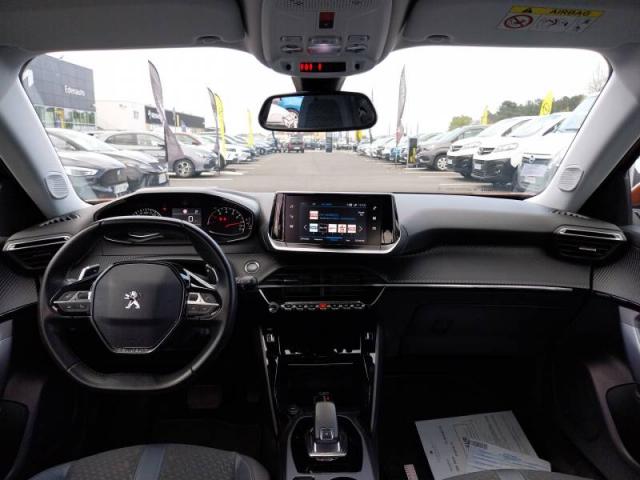 Peugeot 2008 image 6