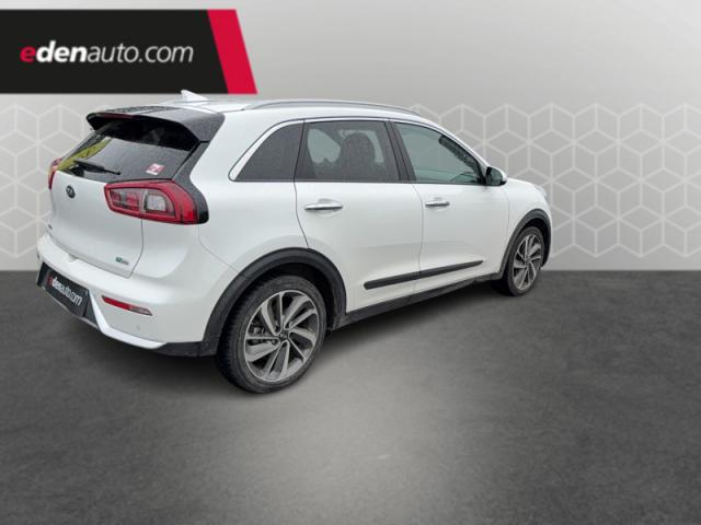Kia Niro image 8