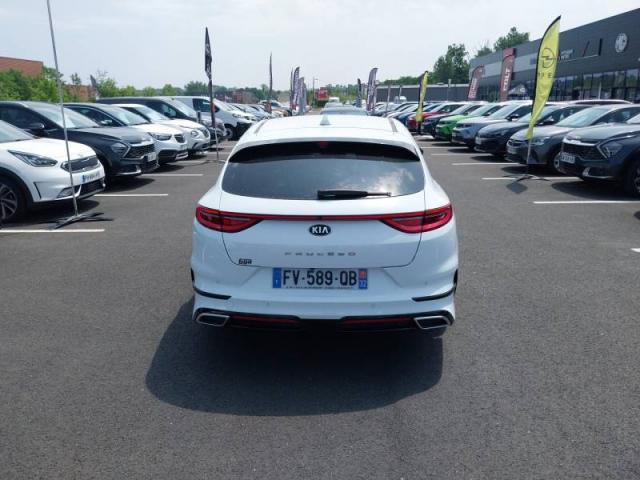 Kia Pro_cee'D image 6