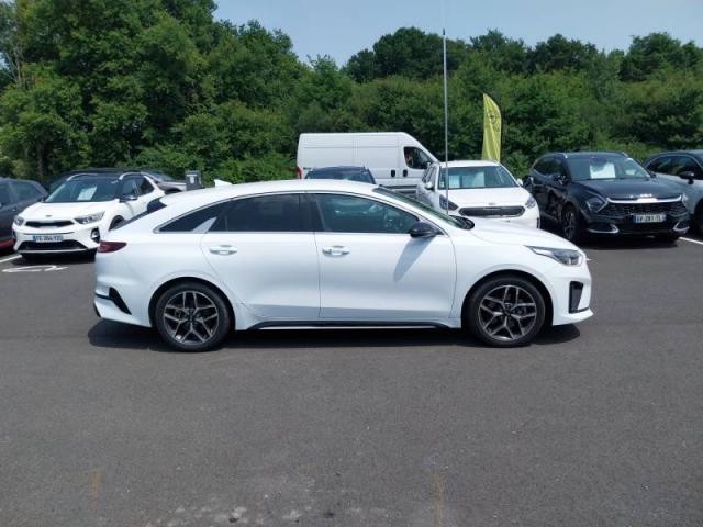 Kia Pro_cee'D image 5