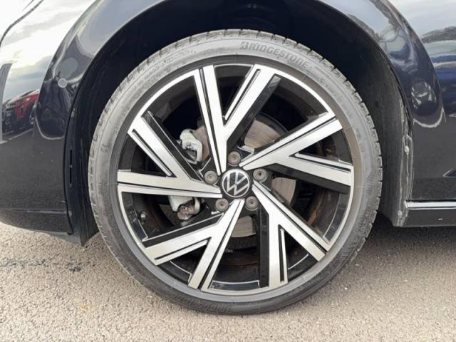 Volkswagen Golf image 5