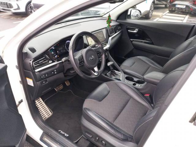 Kia Niro image 5