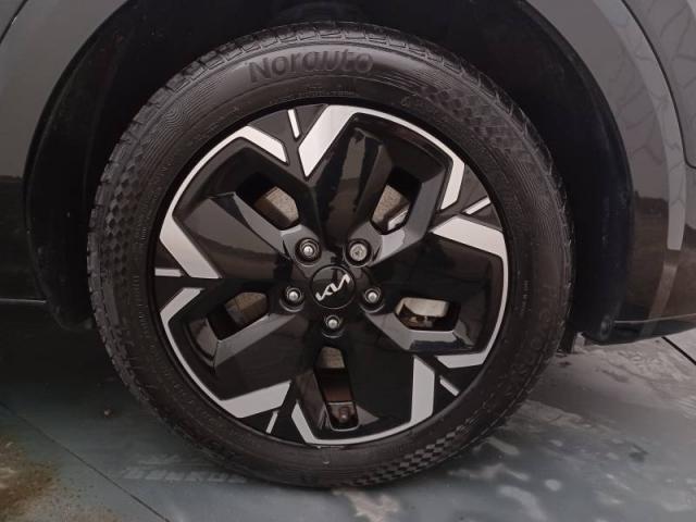 Kia Niro image 3
