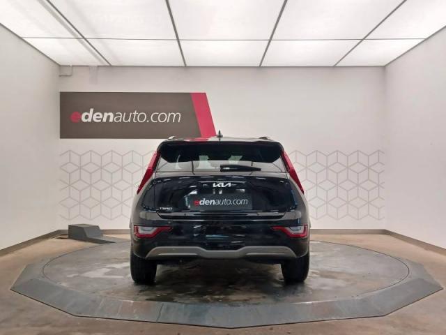 Kia Niro image 8