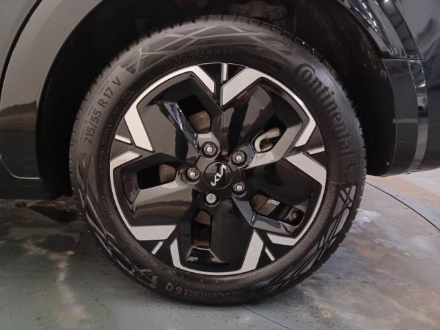 Kia Niro image 6