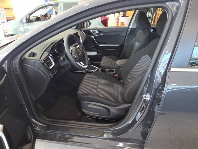 Kia Ceed image 7