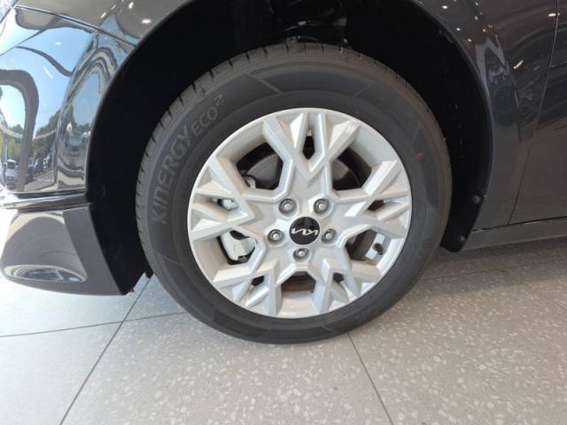 Kia Ceed image 8