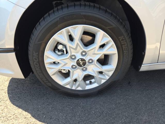 Kia Ceed image 8