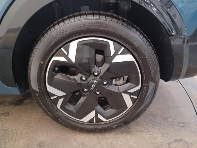 Kia Niro image 7