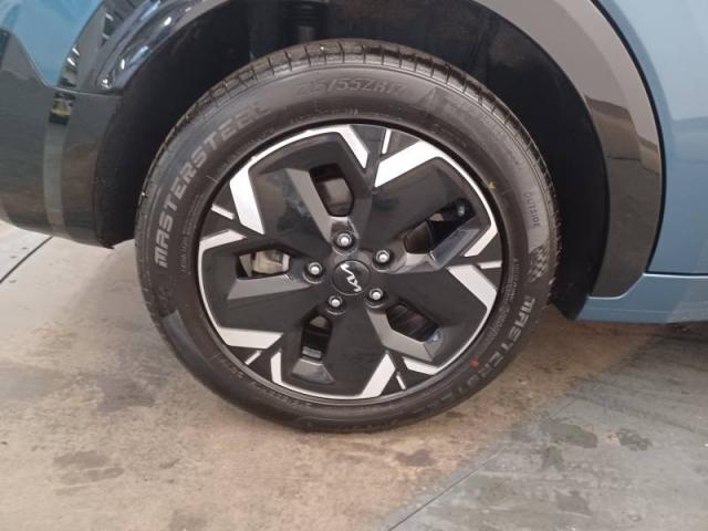 Kia Niro image 8