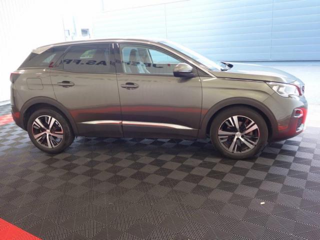 Peugeot 3008 image 8