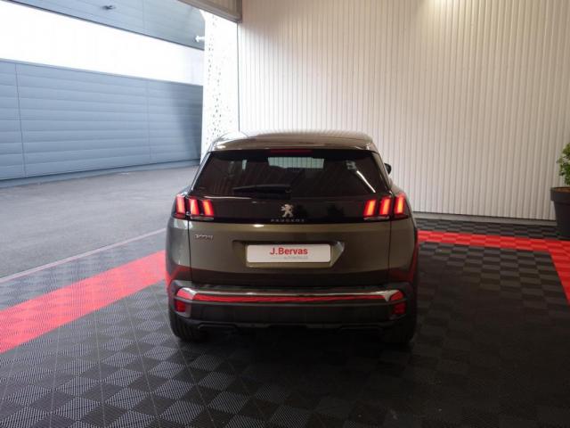 Peugeot 3008 image 3