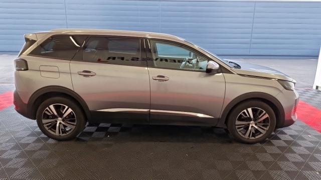 Peugeot 5008 image 9