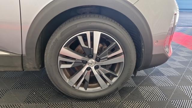 Peugeot 3008 image 8