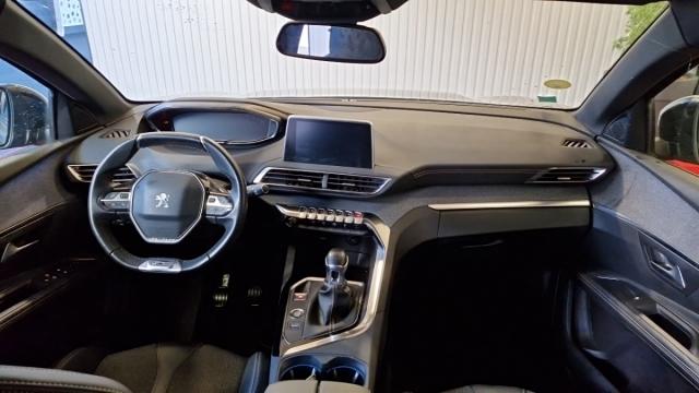Peugeot 5008 image 8