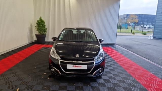 Peugeot 208 image 3