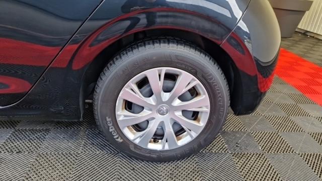 Peugeot 208 image 6
