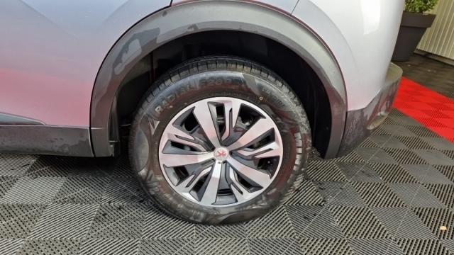 Peugeot 2008 image 6