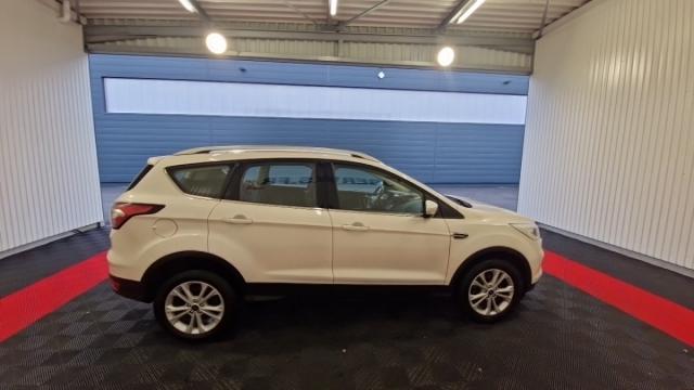 Ford Kuga image 5