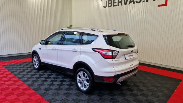 Ford Kuga image 7