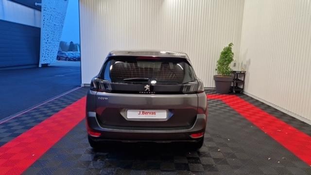Peugeot 5008 image 6