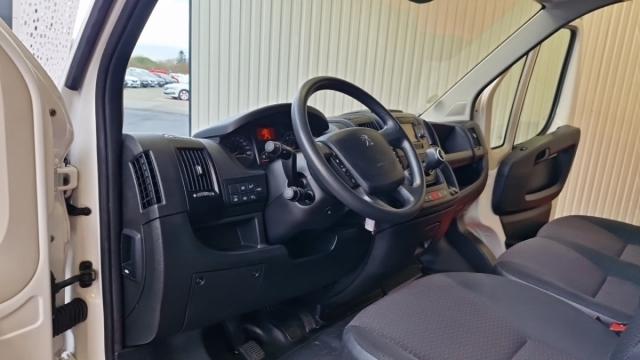 Peugeot Boxer image 8