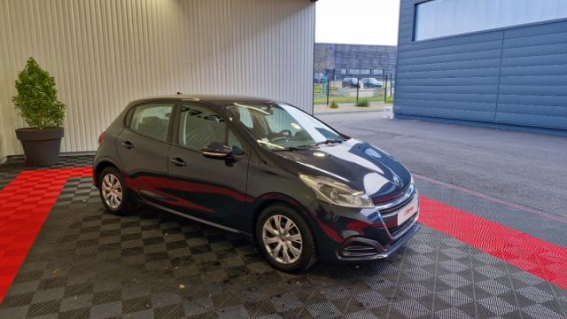 Peugeot 208 image 4
