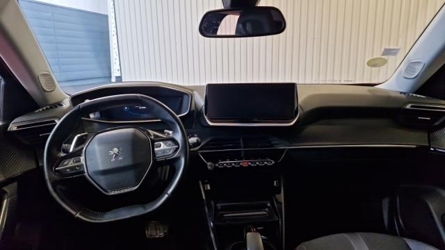 Peugeot 2008 image 1