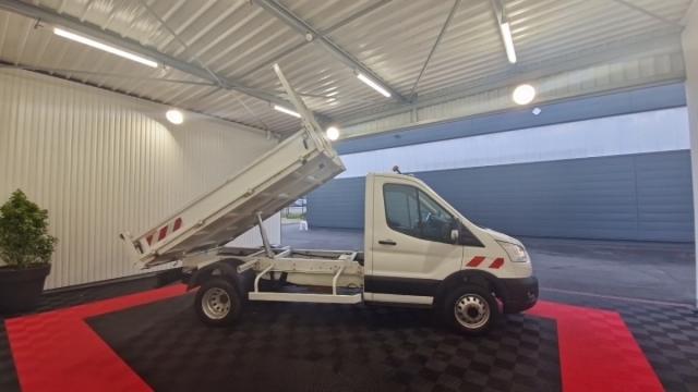 Ford Transit image 7