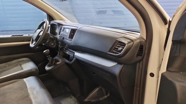 Opel Vivaro image 4