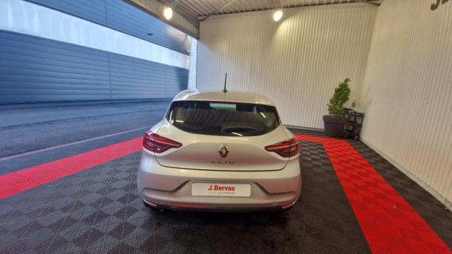 Renault Clio image 2