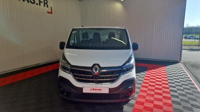 Renault Trafic image 2