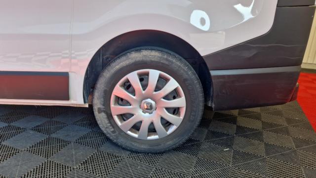 Renault Trafic image 8