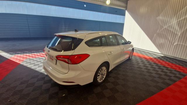 Ford Focus image 8