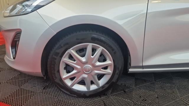 Ford Fiesta image 7