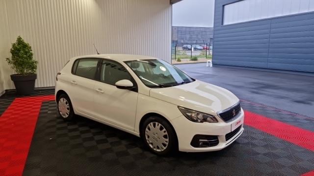 Peugeot 308 image 9