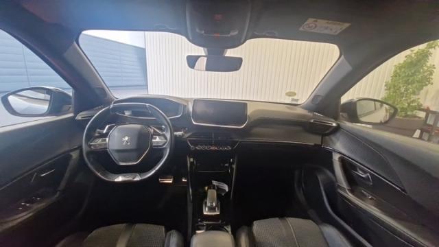 Peugeot 2008 image 6